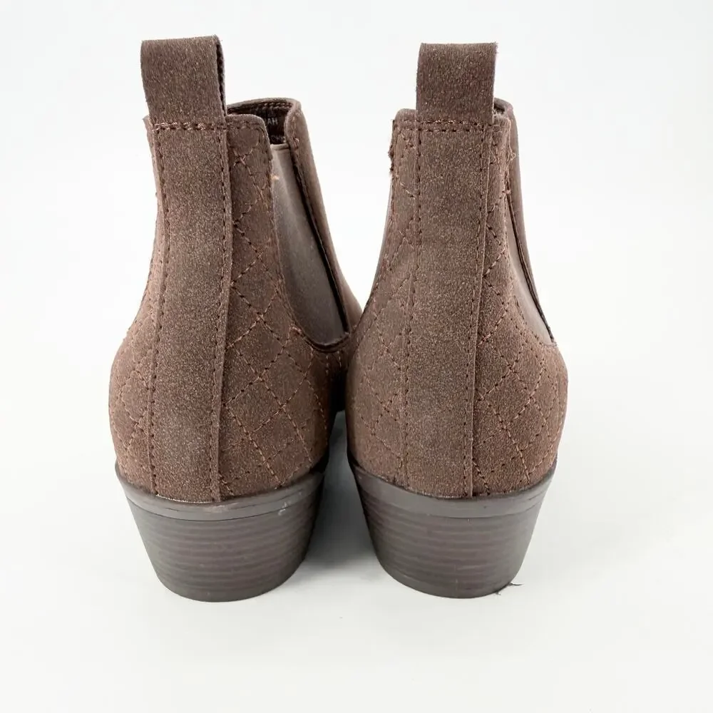 Xappeal Brown Faux Suede Chelsea Ankle Boots Women’s Size 9.5 Low Heel